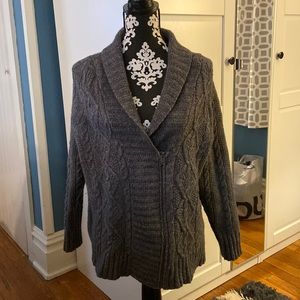 3/$25🛍 Eddie Bauer Gray Sweater Zipped Front